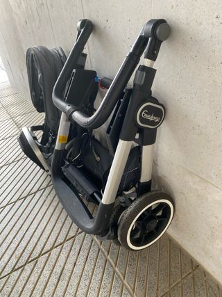 Silla de paseo para bebé incluye capazo COMO NUEVO