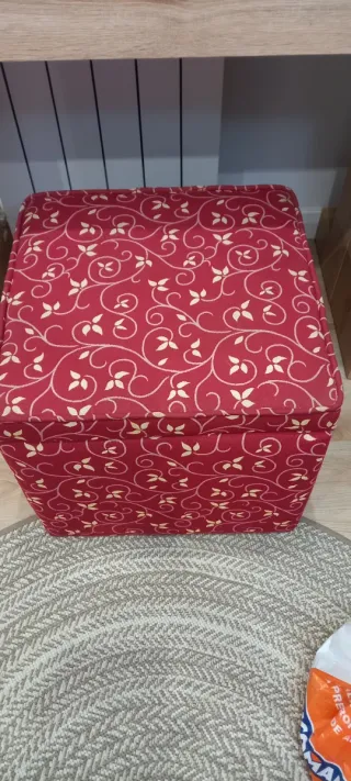 Puff cuadrado tela estampado floral