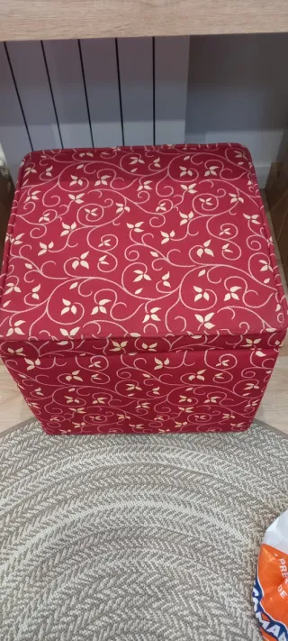 Puff cuadrado tela estampado floral