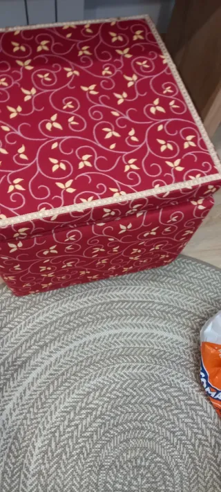 Puff cuadrado tela estampado floral