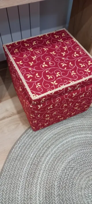 Puff cuadrado tela estampado floral