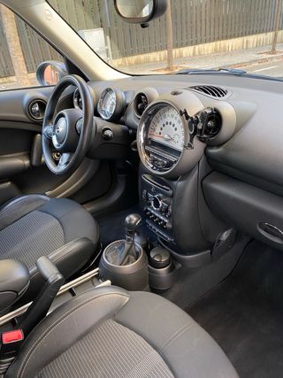 MINI Countryman 2012