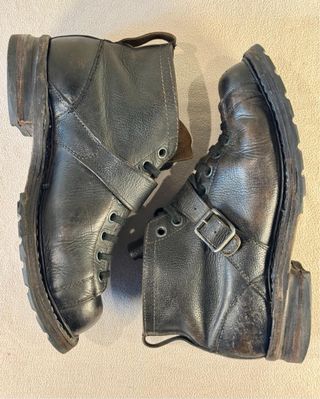 Botas militares montaña cuero negro