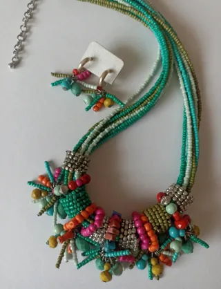 Conjunto Étnico Collar y Pendientes