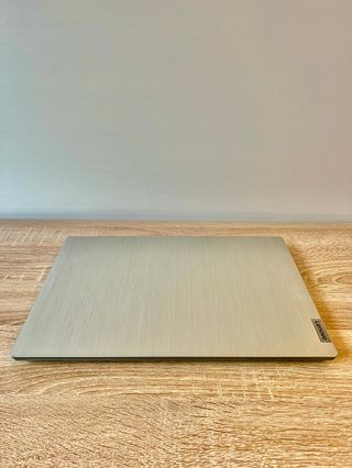 IMPECABLE ! Lenovo i5 10 gen - 8 Gb - 512 SSD NVMe