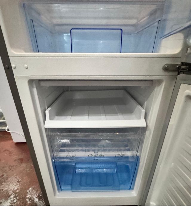 FRIGORÍFICO COMBI NO FROST MARCA ROMMER EN INOX