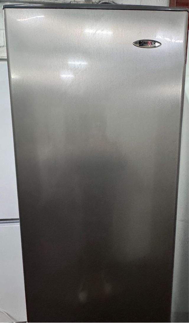 FRIGORÍFICO COMBI NO FROST MARCA ROMMER EN INOX
