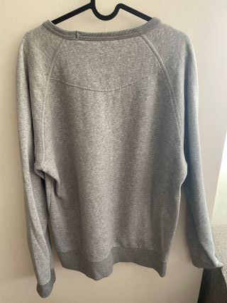 Sudadera Reebok gris con logo R talla M