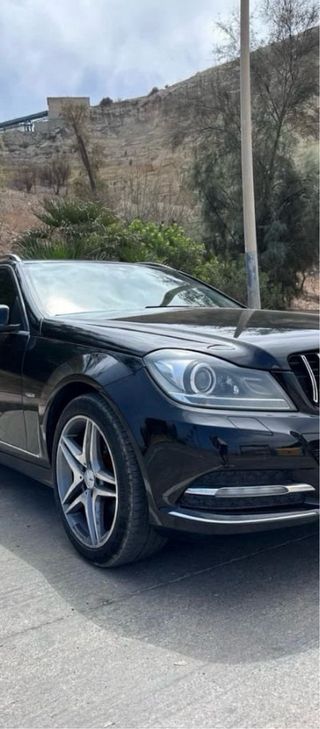 Mercedes-Benz Clase C 2011