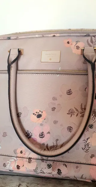 Maletín para pc o portátil  Parfois floral 13"-14"