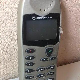 Motorola M3588 Telefono GSM Champagne