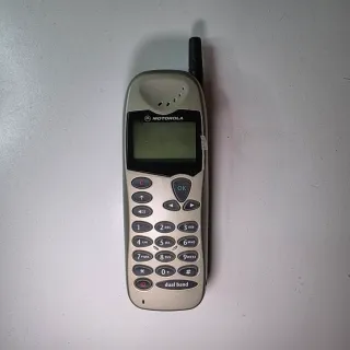 Motorola M3588 Telefono GSM Champagne