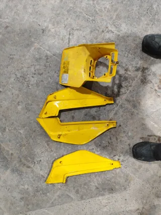 Carcasas Suzuki Minicross Amarillas lote