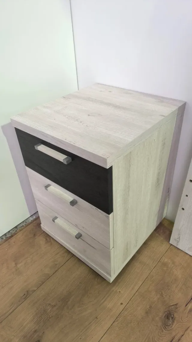 MESITA O MESILLA CON CABEZAL O CABECERO