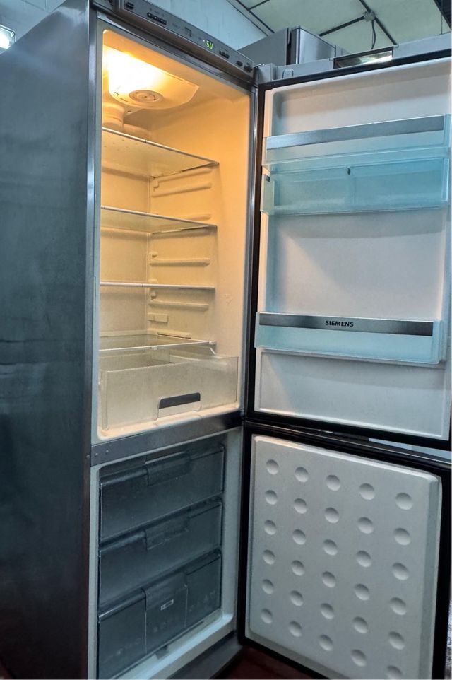 FRIGORÍFICO COMBI NO FROST MARCA SIEMENS EN INOX