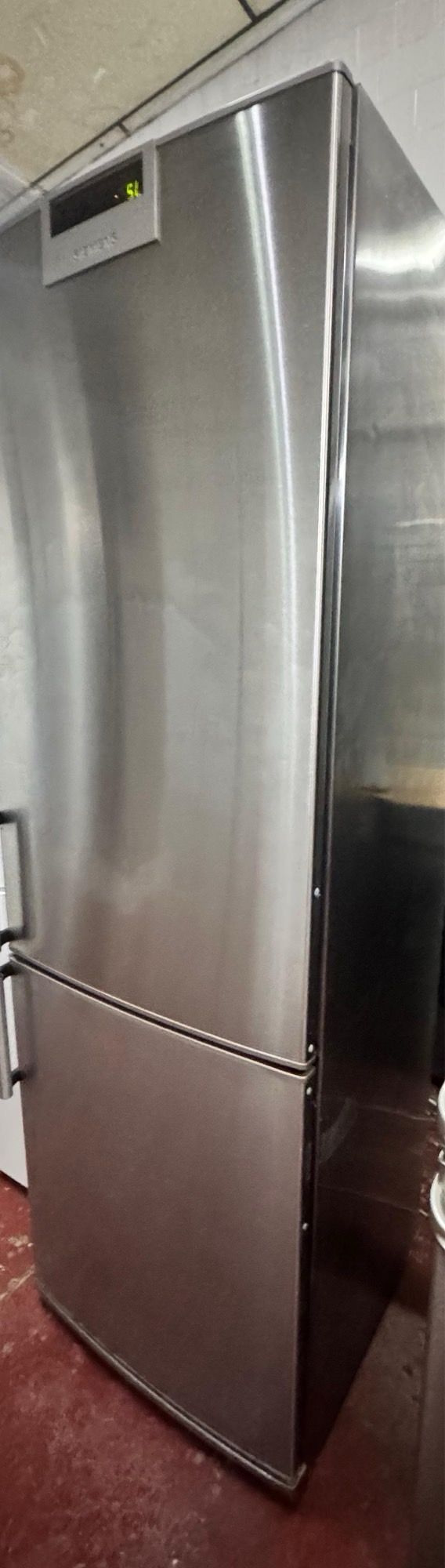 FRIGORÍFICO COMBI NO FROST MARCA SIEMENS EN INOX