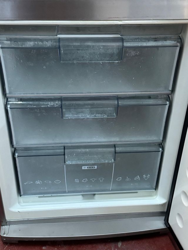 FRIGORÍFICO COMBI NO FROST MARCA SIEMENS EN INOX