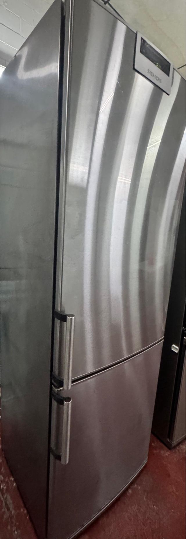 FRIGORÍFICO COMBI NO FROST MARCA SIEMENS EN INOX