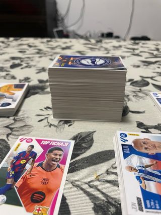 Cromos de fútbol 2025/26