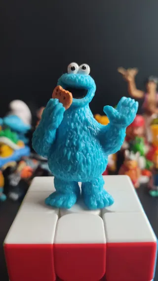 Figuras de colección variadas