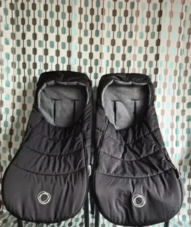 SACO SILLA POLAR REPELENTE AL AGUA, NEGRO