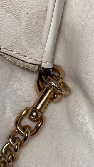 Bolso de hombro blanco