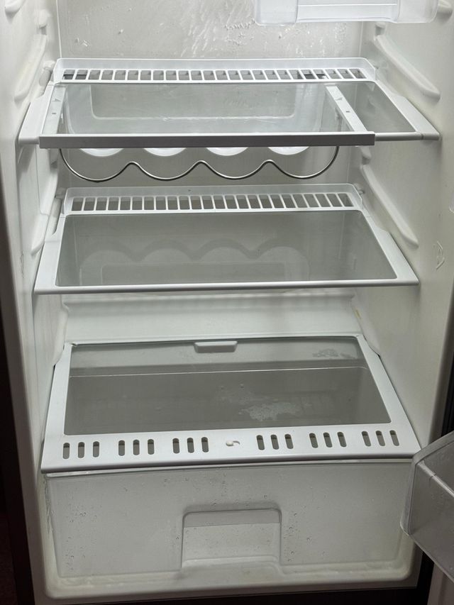 FRIGORÍFICO DE DOS PUERTAS MARCA SIEMENS EN INOX