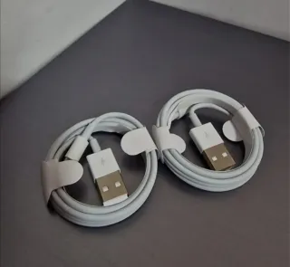 2 Caricabatterie iPhone Originali NUOVI