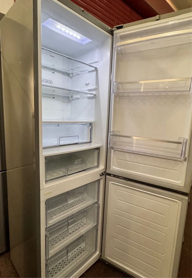 FRIGORÍFICO COMBI NO FROST MARCA LG EN INOX