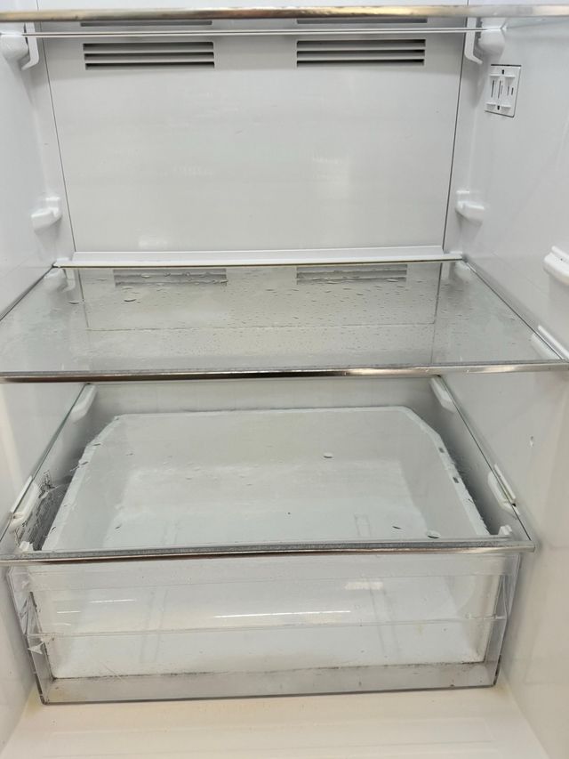 FRIGORÍFICO COMBI NO FROST MARCA SVAN