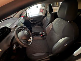 Peugeot 2008 1.5 BLUEHDI S&S SIGNATURE 100CV D