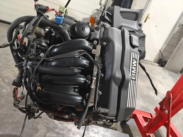 Motor BMW N42B18A Completo
