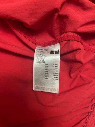 JW Anderson x Uniqlo Blusão Vermelho