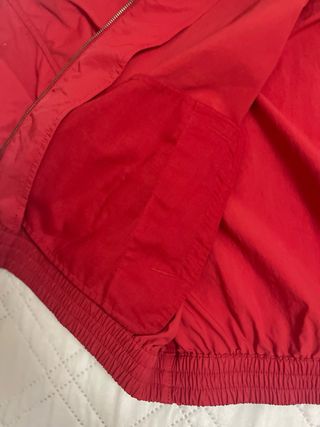JW Anderson x Uniqlo Blusão Vermelho