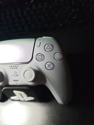 Mando PS5 Blanco Perla + Joysticks Magnéticos