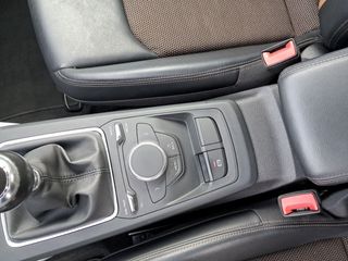 Audi Q2 Design 30 TDI 85kW (116CV)