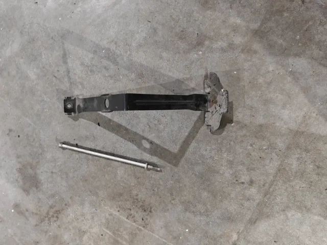 Soporte Batería BMW E46 4 Cilindros Gasolina