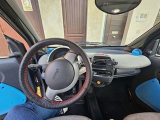 Smart fortwo 2002 a reparar