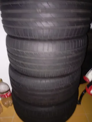 Tracmax 235/35/19 Usadas