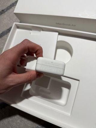 MacBook Air 2020 Intel i5 16GB RAM 512GB Plata