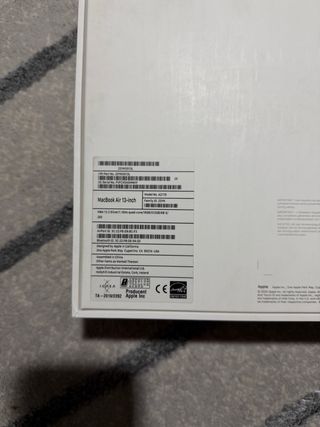 MacBook Air 2020 Intel i5 16GB RAM 512GB Plata