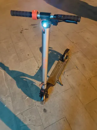 Patinete Eléctrico Cecotec Bongo