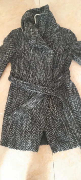 Abrigo paño negro y blanco