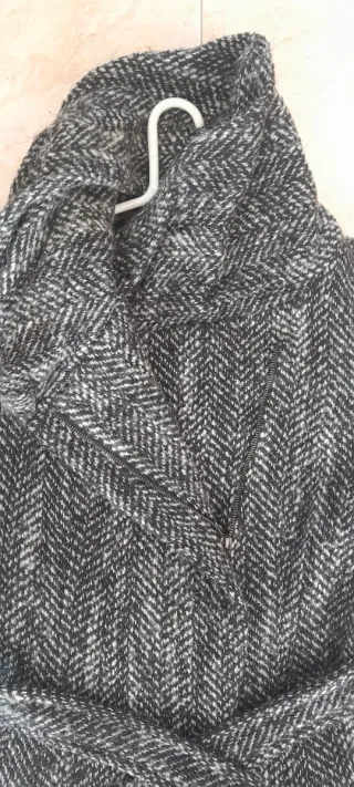 Abrigo paño negro y blanco