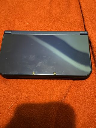 Nintendo 3DS XL + 6 giochi + caricatore