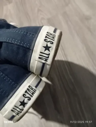 Zapatillas Converse All Star Azul Marino.