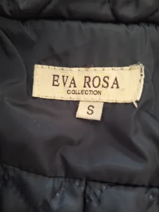 Abrigo acolchado azul marino