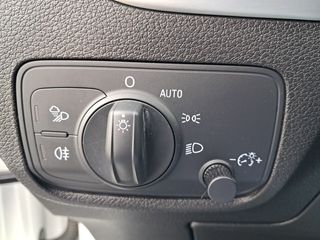 Audi Q2 Design 30 TDI 85kW (116CV)