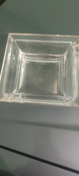 Vuotatasche / Ceneriera in cristallo