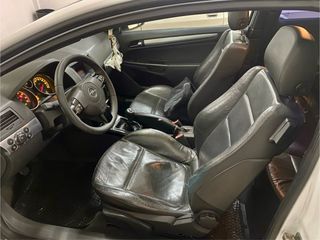 Opel Astra GTC 2.0T 200cv